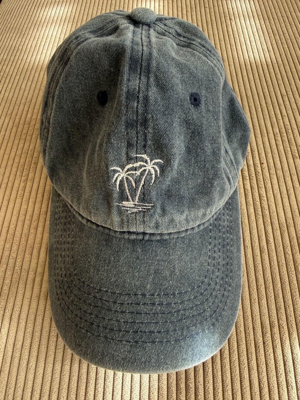 Sonstige Kleidung & Accessoires: Palmtree-Cap – Gebraucht aus Niederrohrdorf von bie_dzz9