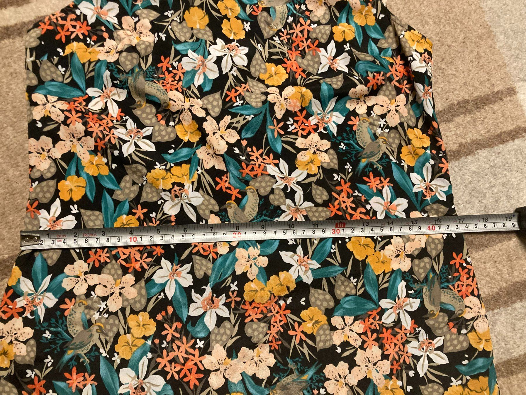 Top: Wunderschöne Frühlingsbluse mit Blumenmuster Größe 36/38 – Nuovo (secondo la descrizione) da Lausanne 26 venduto da anaxena 1