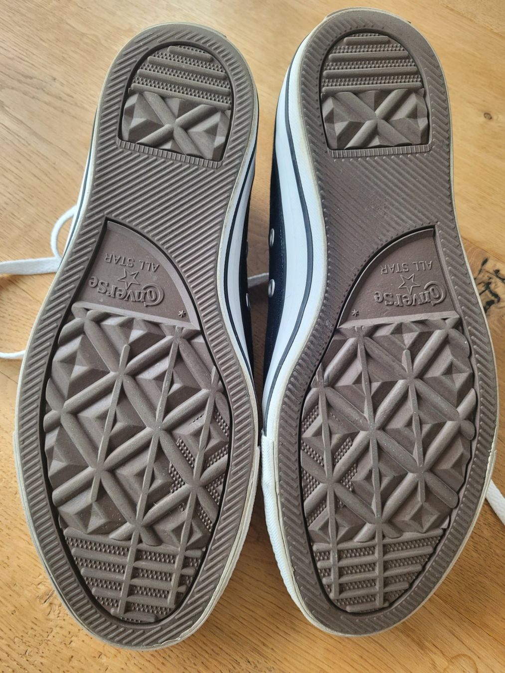 Converse Scarpe da uomo: Converse - All Star Hi – Usato da Fahrni b. Thun venduto da zengis 2