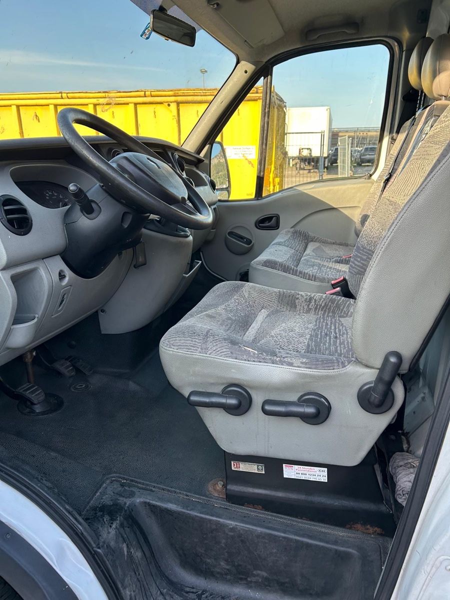 Renault Nutzfahrzeuge: Renault Master – Gebraucht aus Oensingen von Cargo001 6