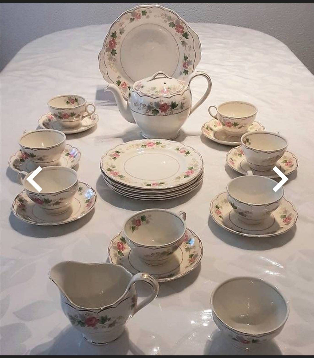 Set di piatti: Sehr schöne Kaffeservice – Usato da Urtenen-Schönbühl venduto da sep_k9jk