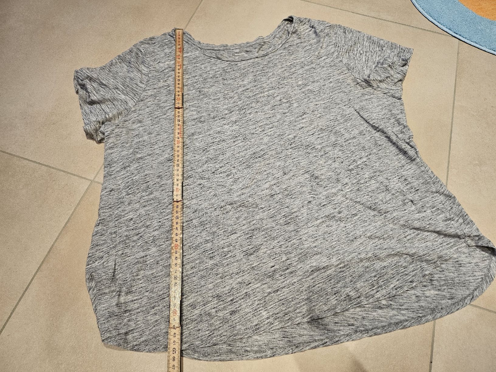 T-Shirts: Old Navy Basic Shirt grau melange gr.XXL – Gebraucht aus Allschwil von na.wi.90 3