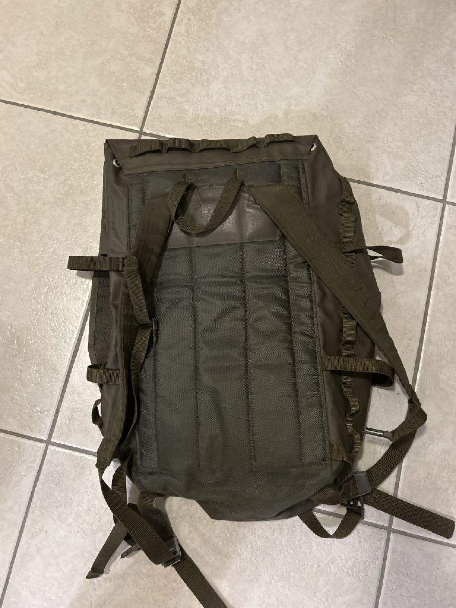Schweizer Armee Zaini: Schweizer Armee Kampfrucksack – Usato da Wald ZH venduto da rida96 2