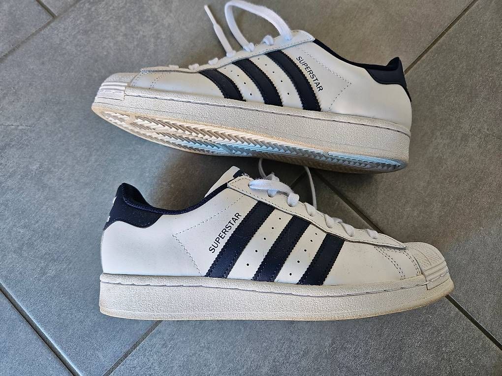 Adidas Herrenschuhe: Adidas Superstar Grösse 40 2/3 – Gebraucht aus Frauenfeld von Heren_67