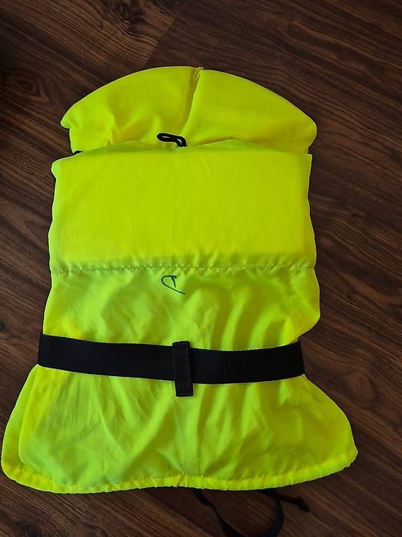 Giubbotti di salvataggio: Kinderschwimmweste Spongebob – Usato da Heimisbach venduto da dstli 1