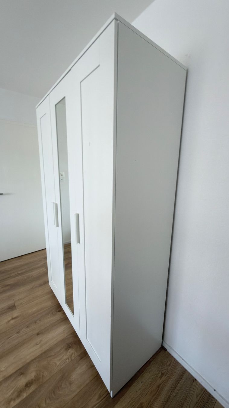 Ikea Guardaroba: IKEA Kleiderschrank – Usato da Frenkendorf venduto da Sua_p8dj 1