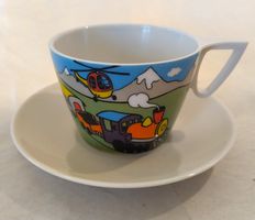 Ornamin Tasse + Unterteller "Eisenbahn, Auto, Helikopter"