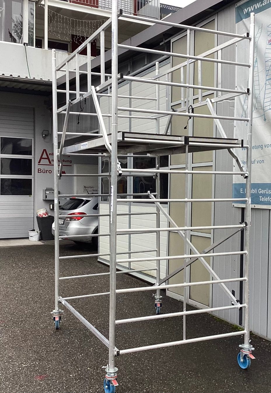 Gerüste: Rollgerüst breit Arbeitshöhe 4.20m weiterer Ausbau möglich – Neu (gemäss Beschreibung) aus Oftringen von Alurollgerueste.ch 1