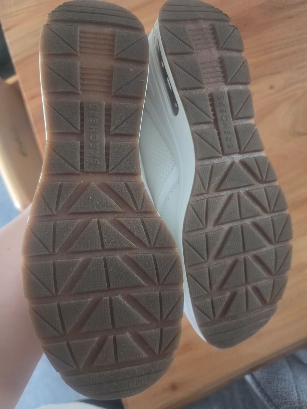 Scarpe da donna: scetchers 41 neuwertig – Usato da Büsserach venduto da Divina86 1