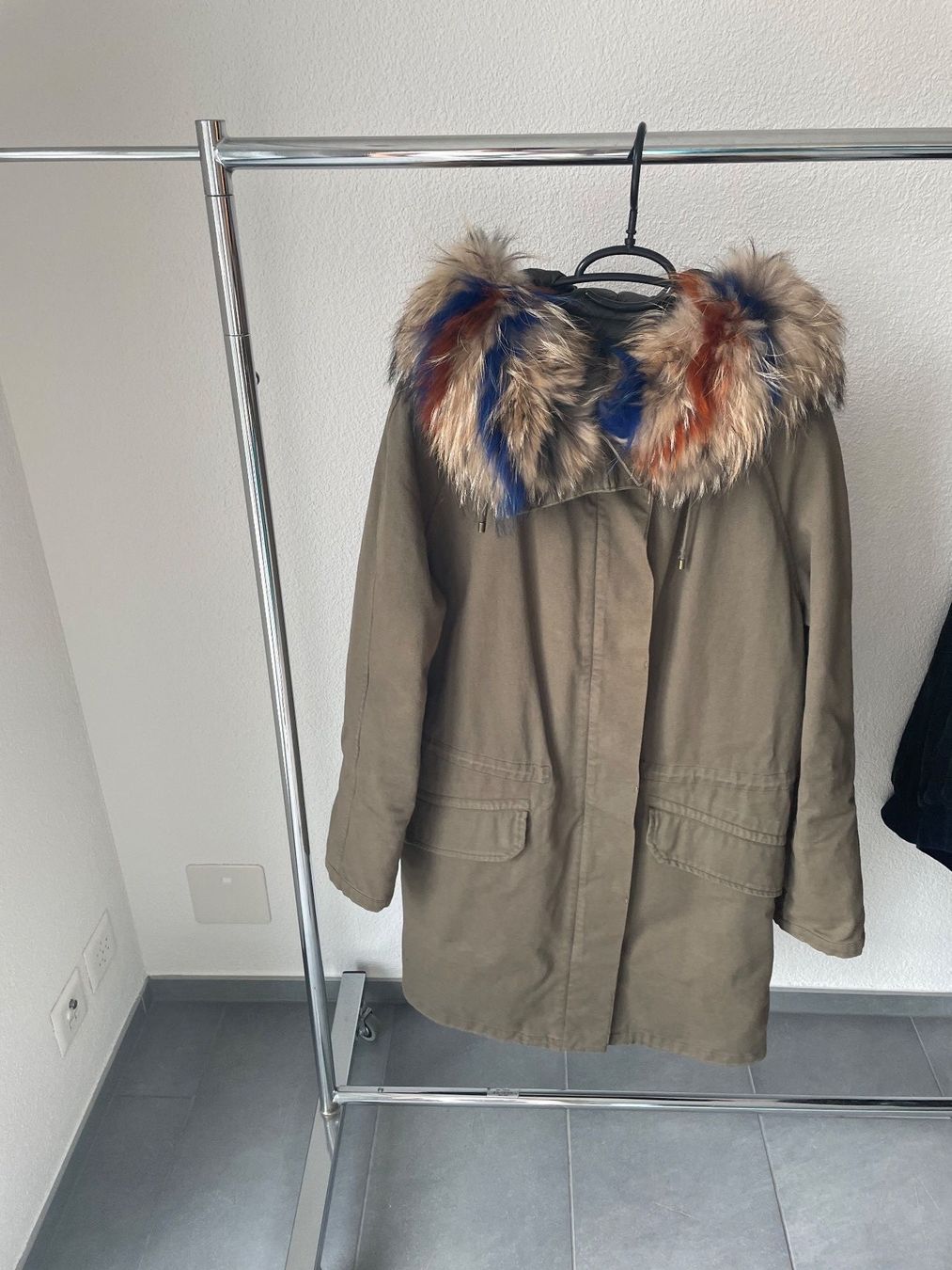 Cappotti: Yves Salomon Parka – Usato da Dielsdorf venduto da Anthony111