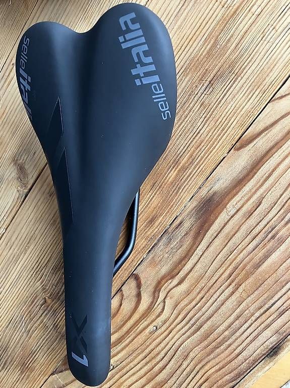 Selle Italia Pezzi di ricambio: Fahrradsattel Italia X1 – Usato da Peseux venduto da Happynews