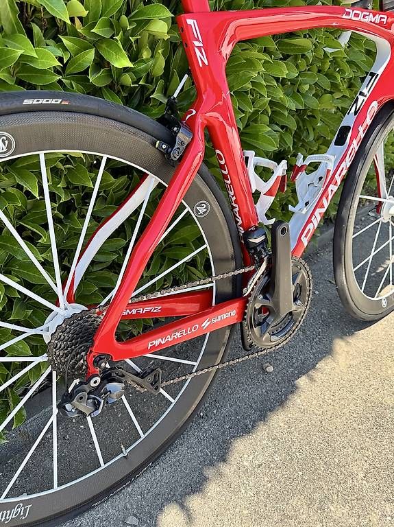 Pinarello Velos: Pinarello Dogma F12 – Gebraucht aus Perly von ler_9gg2 3
