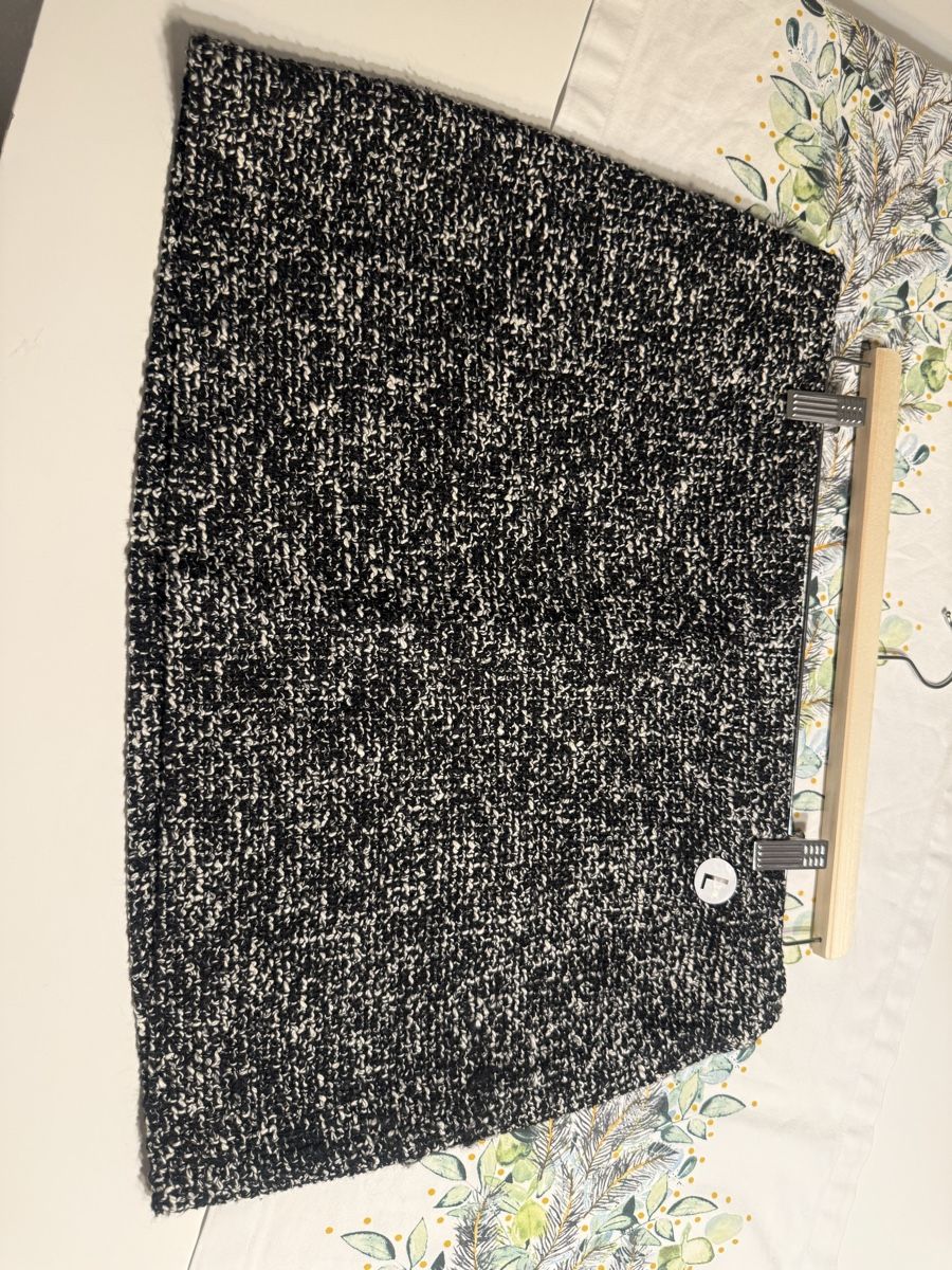 Kleiderpakete: Kleider Set ( gr L,42) Rock und Pullover  – Gebraucht aus Zürich von Denise-8050