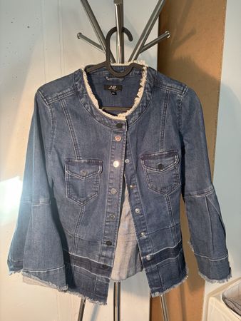 Jeansjacke Avant Premiere blau Grösse 34 