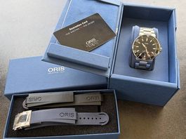 Oris Aquis Date (Blaues Zifferblatt) 43.50mm