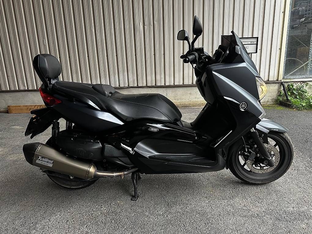 Scooter: Yamaha X-MAX 400 ligne akrapovic  – Usato da Yverdon les bains venduto da Tquad1400 6