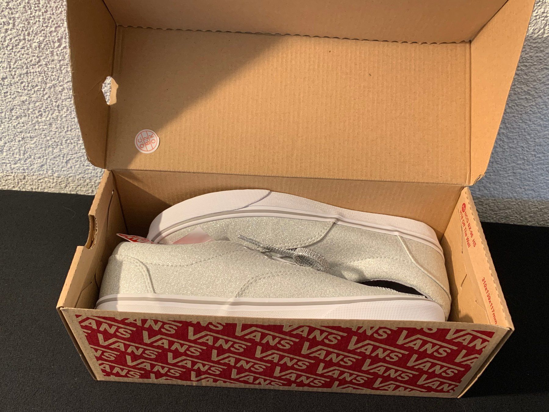 Vans Scarpe da donna: Sneakers Vans Gr. 40 – Nuovo e nell'imballaggio originale da Wetzikon ZH venduto da EvisStore 4