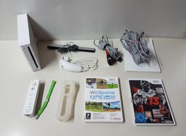 Konsole Nintendo Wii mit Zubehör