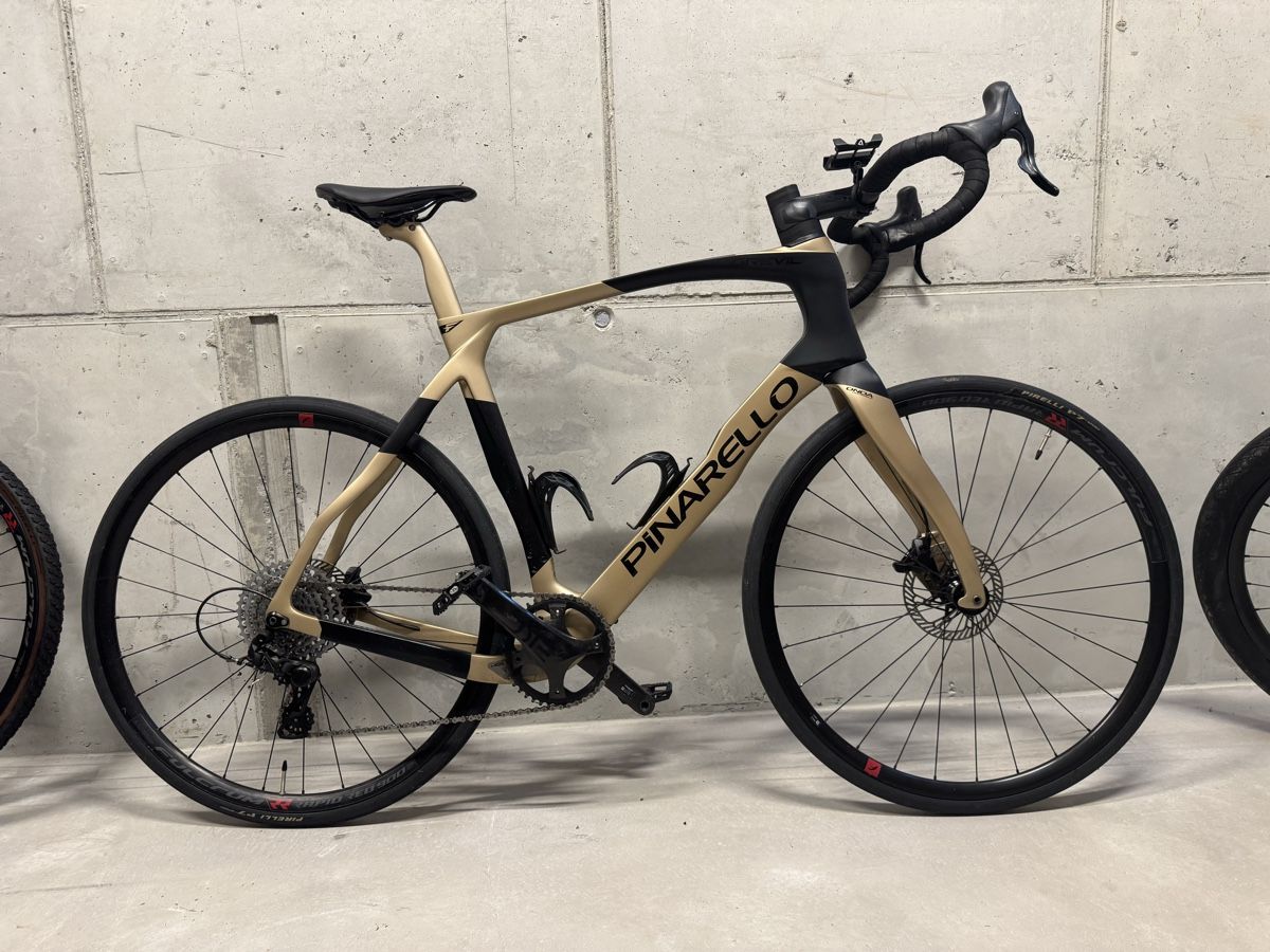 Pinarello Biciclette: Pinarello F7 Grevil – Nuovo (secondo la descrizione) da Zürich venduto da pie_c6vc