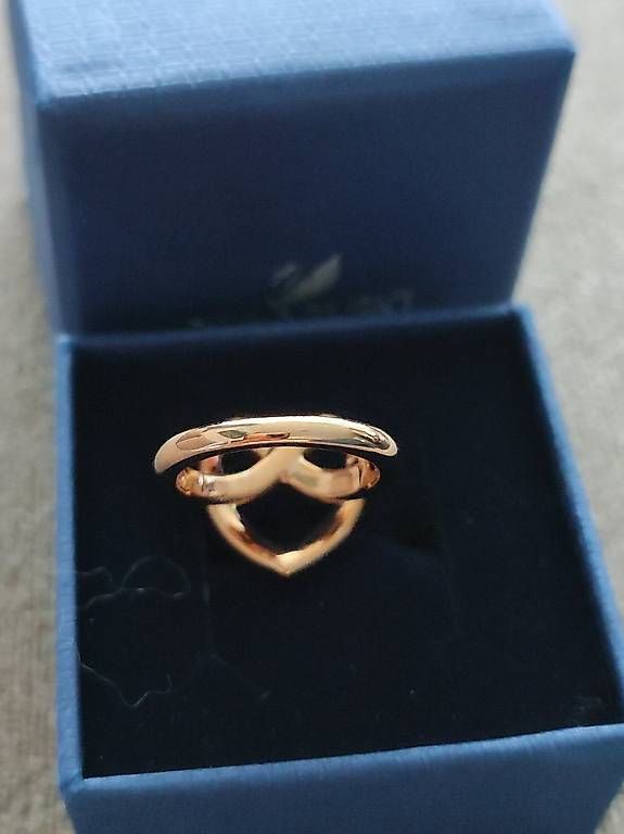 Swarovski Anelli: Swarovski Ring 52 – Nuovo e nell'imballaggio originale da Hochdorf venduto da Berry005 1
