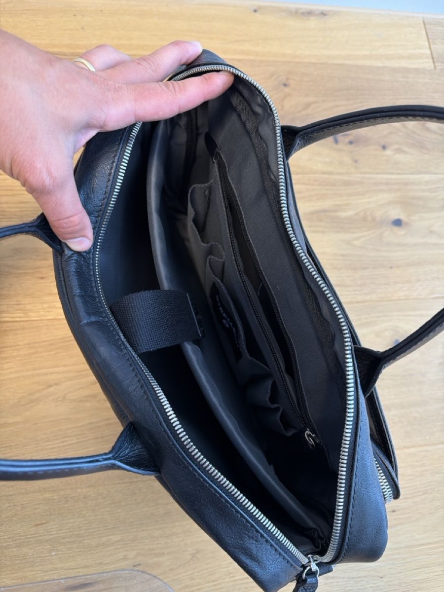 Valises & Sacs: Leder Laptoptasche Schwarz I Strellson – D'occasion à St. Gallen par Janeli. 4