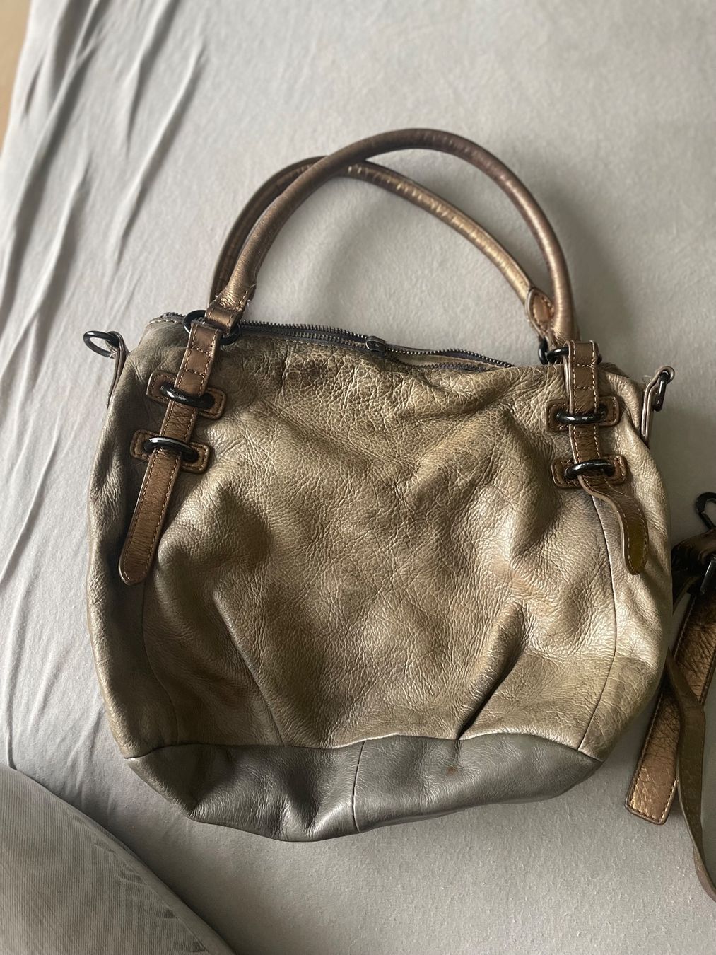 Liebeskind Taschen für Damen: Tasche – Gebraucht aus Wil Sg von mil_r9gx 3