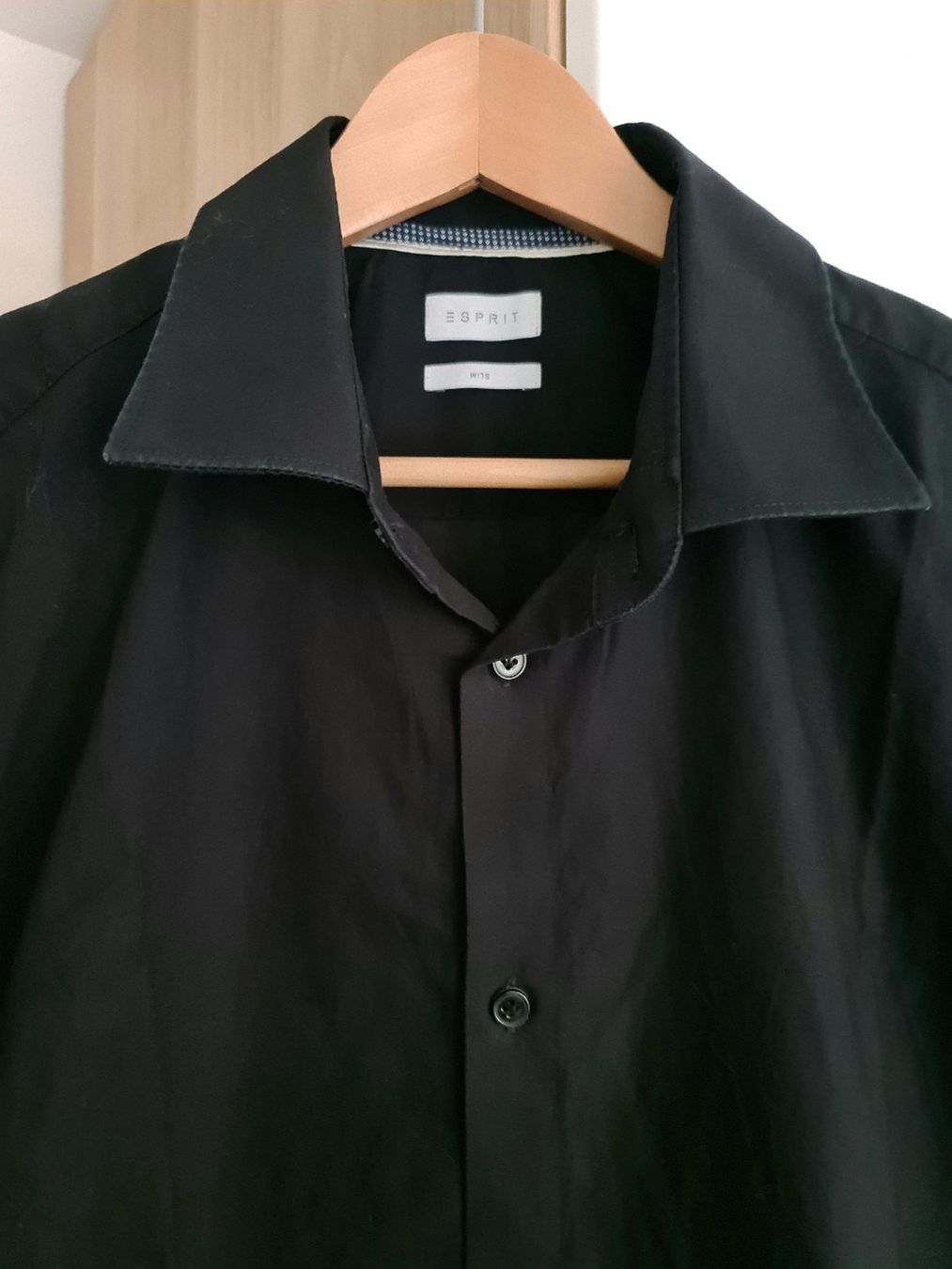 Esprit Camicie: Esprit Slim Hemd, Gr.  17 1/4, schwarz – Usato da Niederrohrdorf venduto da yan_zkz6 1