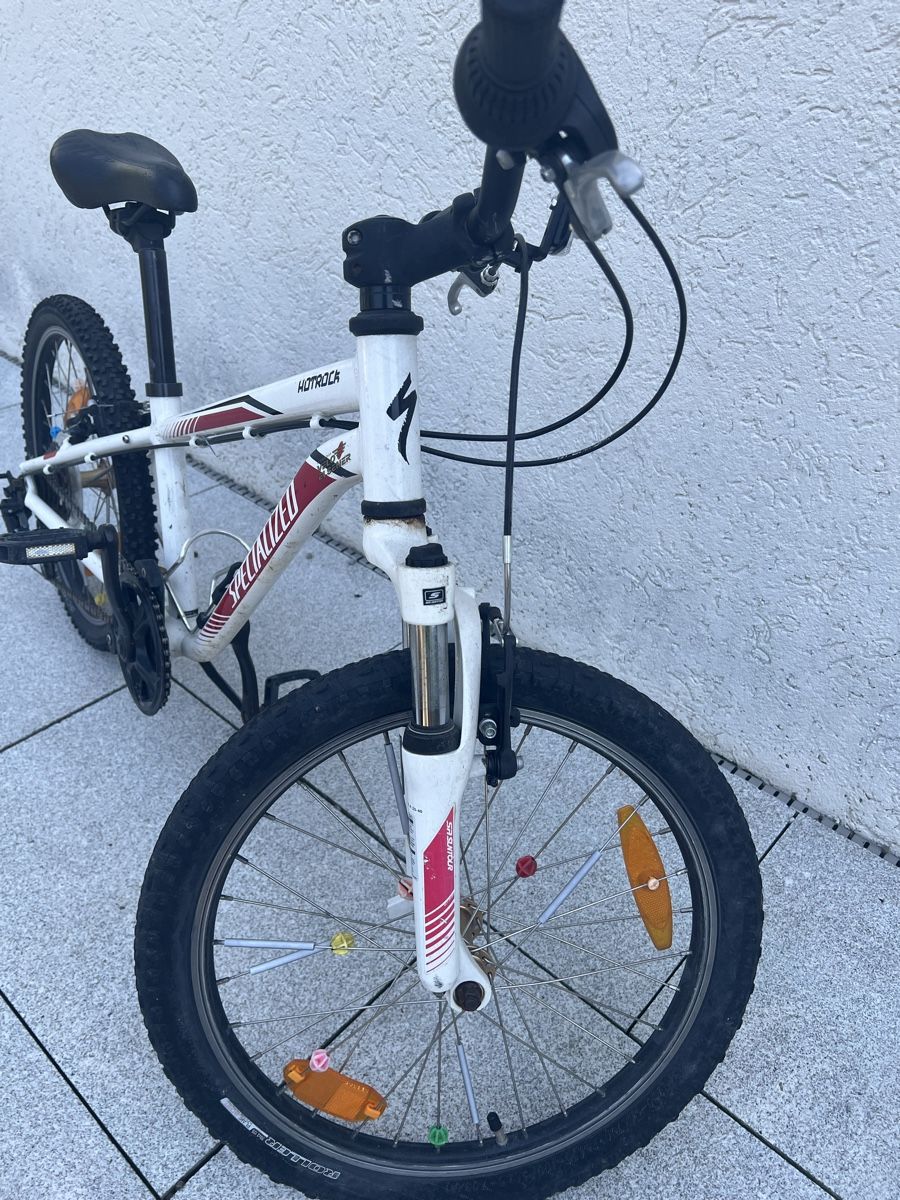 Specialized Biciclette: Specialized Hotrock 20 Kinderfahrrad Velo Weiss – Usato da Küsnacht ZH venduto da dps_mc9z 1