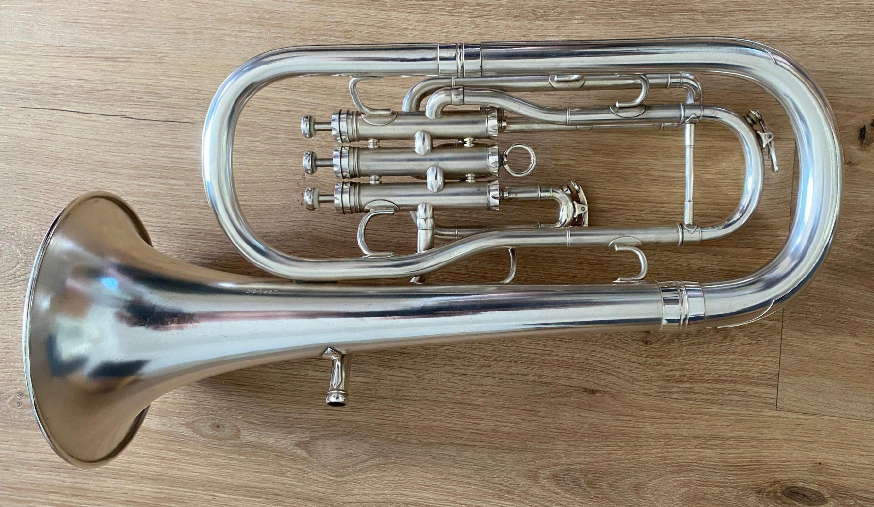 Besson Strumenti musicali: ES-Horn BESSON New Standard versilbert mit Koffer – Usato da Oberrohrdorf venduto da Mtubist 6