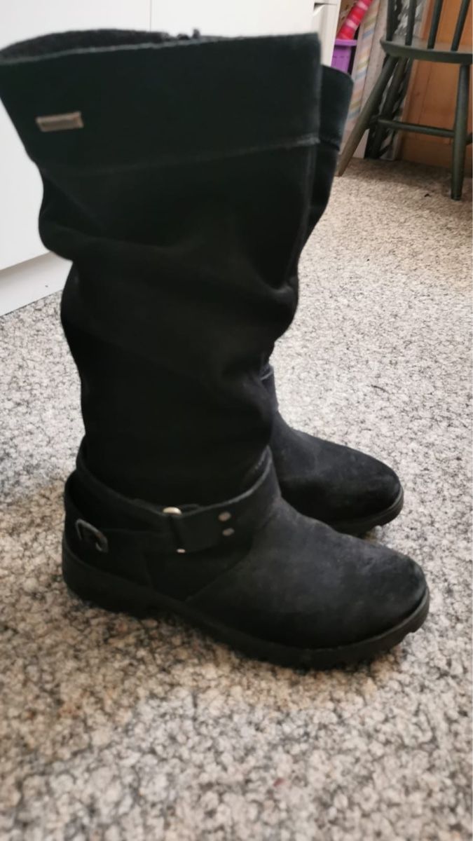 Schuhe für Mädchen: Mädchen schuhe grösse 34 – Gebraucht aus Zimmerwald von wuff81
