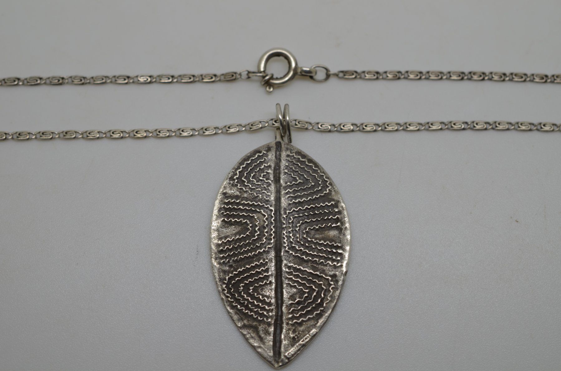 Anhänger: Collier argent 925 avec 1 pendentif feuille 8.3 grammes – Gebraucht aus La Croix (Lutry) von OMEGA07 4