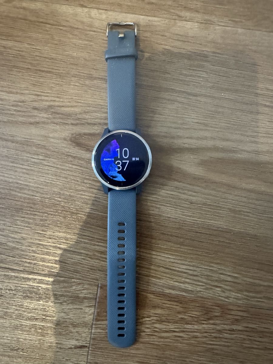 Garmin Smartwatch: Garmin Venu Smartwatch - top Zustand – Usato da Udligenswil venduto da son_rd58
