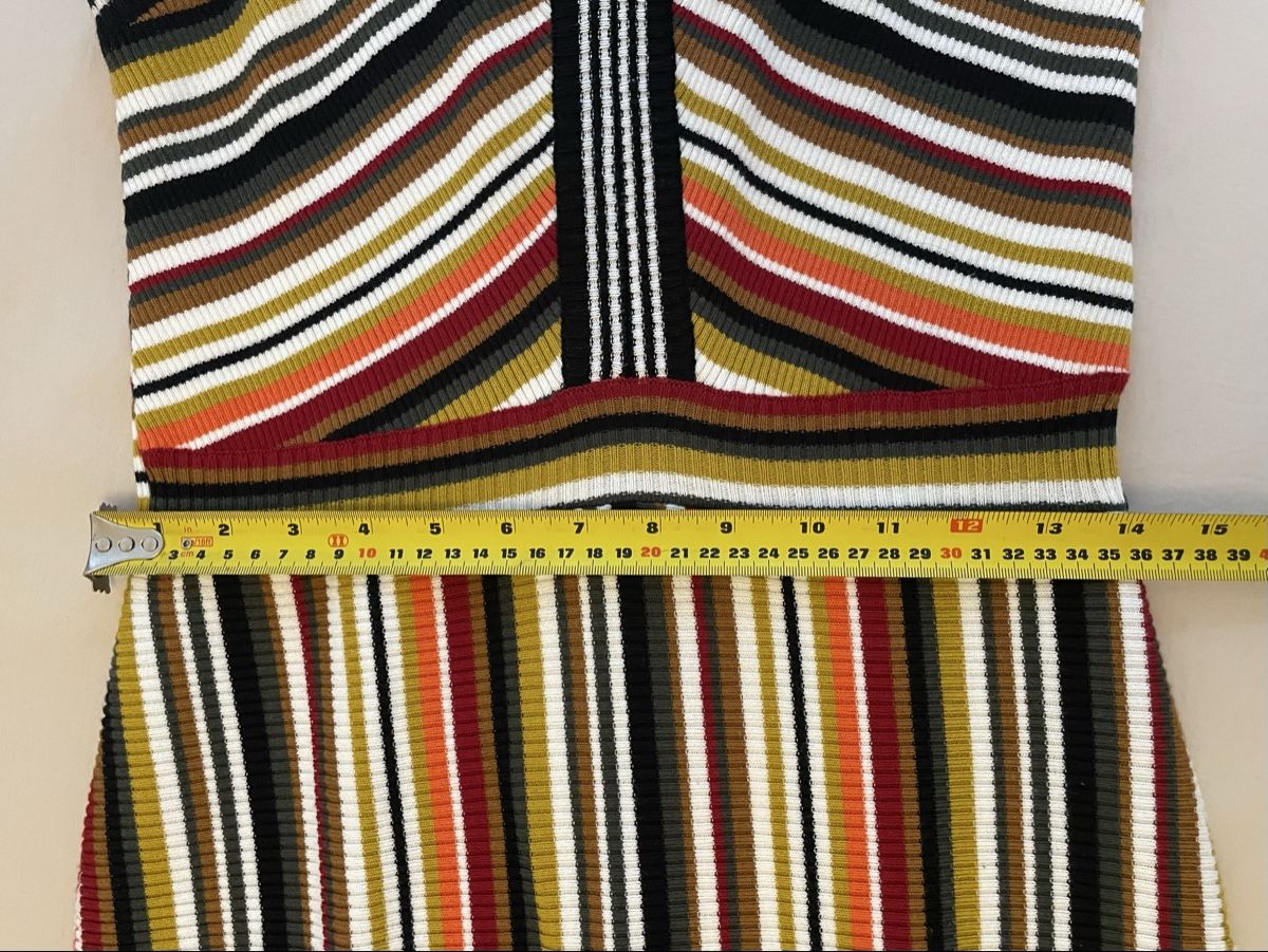 Vestiti: Ärmelloses gestreiftes Kleid, Gr. M – Nuovo (secondo la descrizione) da Zürich venduto da vik_isi 6