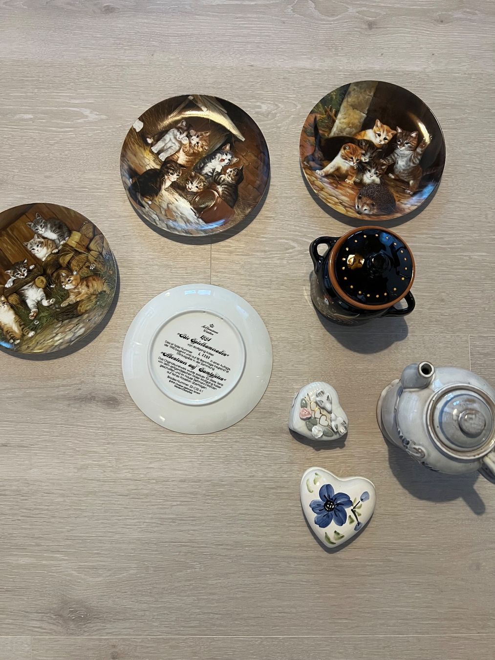 Tutte le decorazioni: Diverse Porzellan Teller, Keramik Set. – Usato da Herrenschwanden venduto da Benjamin4787 7
