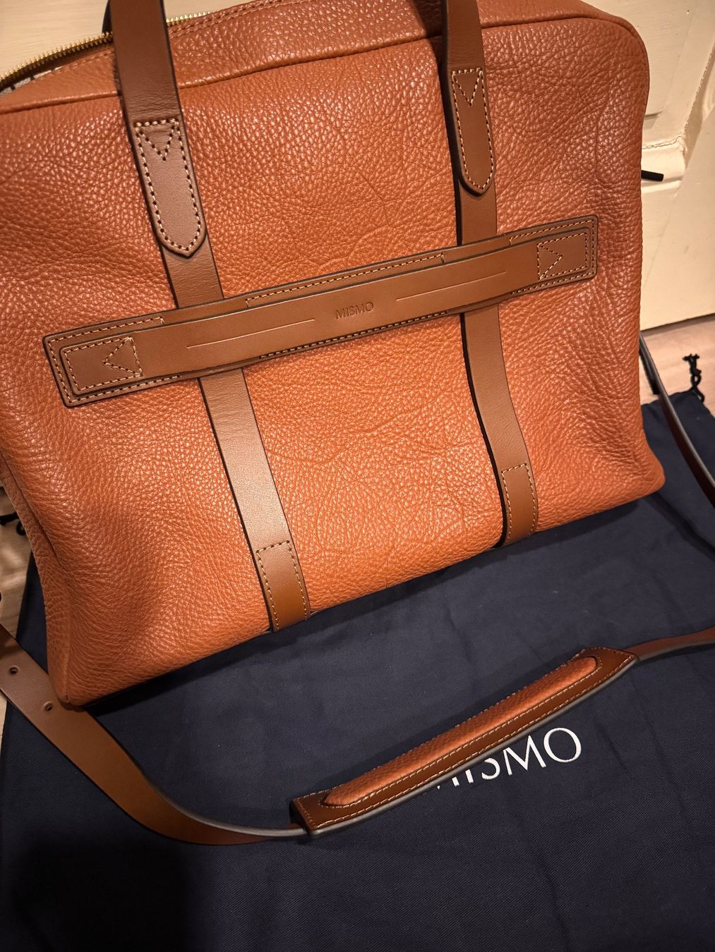 Valigie & Borse: MISMO Aspire Pebbled Leather Briefcase Tabac CHF 815 – Nuovo (secondo la descrizione) da Unterseen venduto da SONY-CoolGo 1