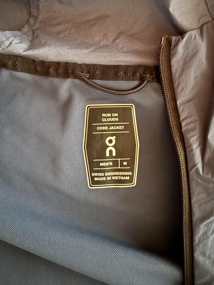 Vestes: On Core Jacket – Neuf avec emballage d'origine à Jegenstorf par mammut02 2
