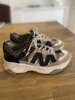 Trendige Sneaker, Grösse 39