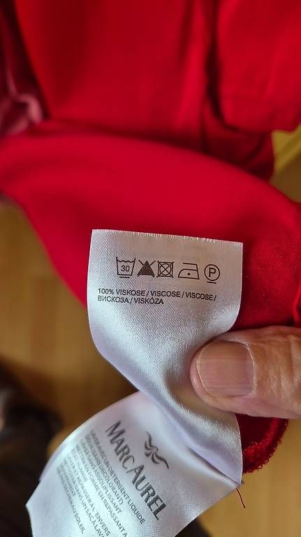 Camicette: Bluse – Usato da Zofingen venduto da PiaZ0102 2