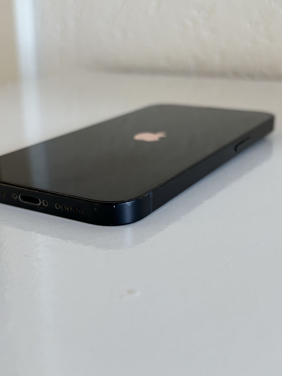 Apple Handys / Smartphones: Apple iPhone 13 128 GB Midnight – Gebraucht aus Itingen von emi_khc2 4