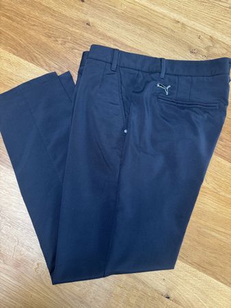 Puma Lifestyle Sport Damen Hosen Grösse 40 neuwertig