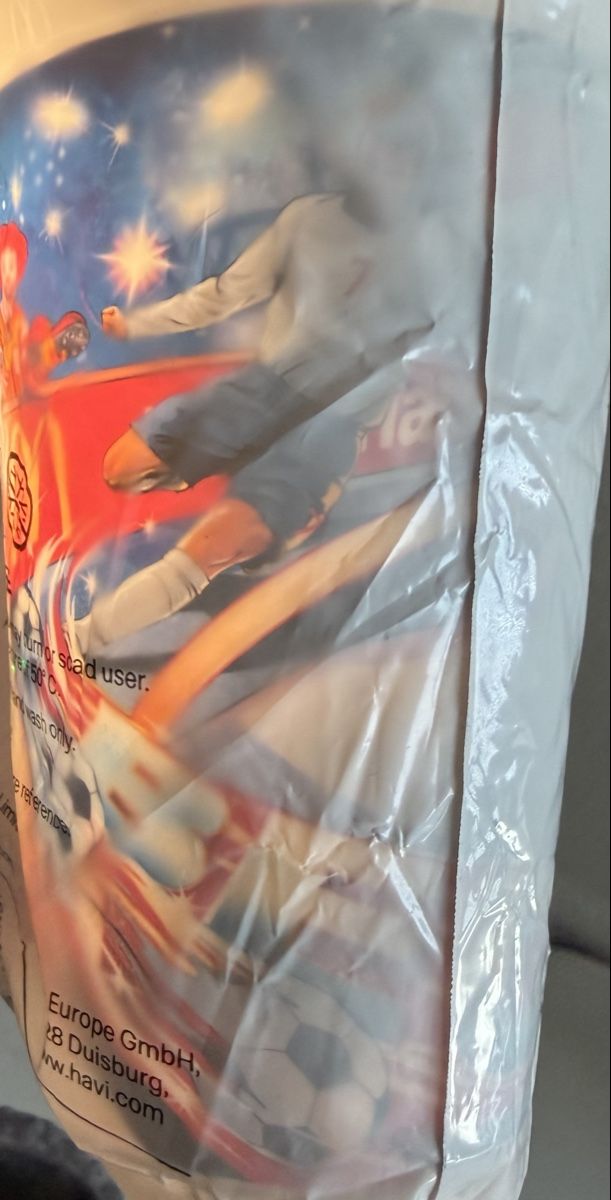 Behälter & Ähnliches: McDonalds WM Bercher: Beckham UNGEÖFFNET!! – Neu und originalverpackt aus Emmenbrücke von MZJackson 1