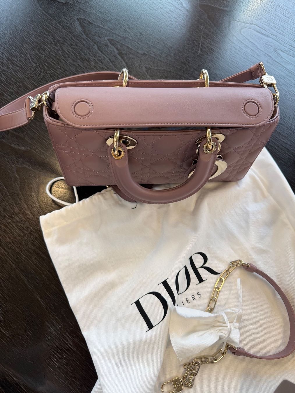 Dior Taschen für Damen: Sac Dior Lady D‑Joy taille medium – Neu (gemäss Beschreibung) aus Conches von chn_hgl6 3