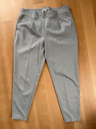 Sommerliche Karo-Hose von ICHI, Gr. XL, neuwertig!