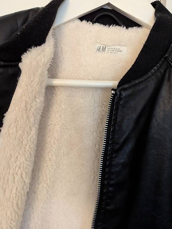 H&M Giacche: Kunstlederjacke H&M – Usato da Herzogenbuchsee venduto da Obivius 1