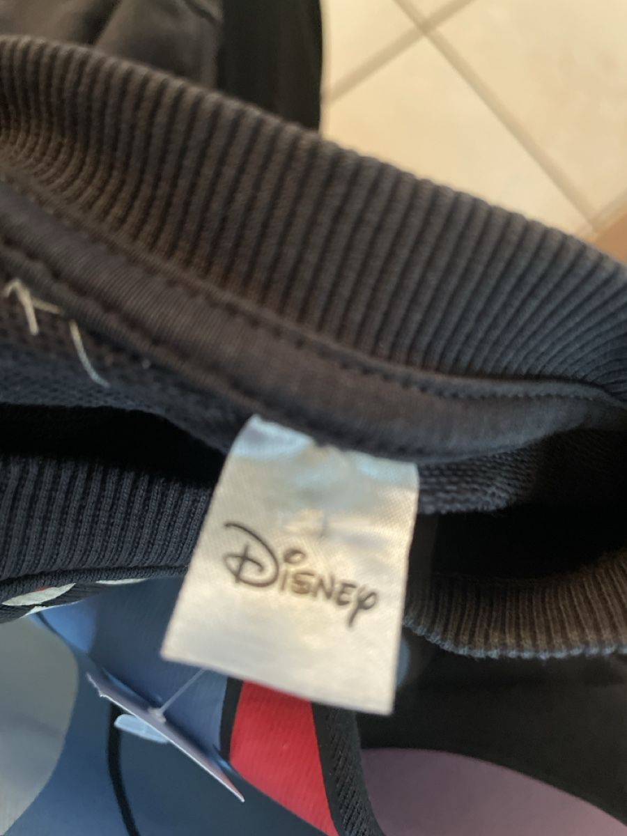 Pullover & Sweatshirts: Disney Stitch Pullover Merry Stitchmas schwarz Gr.152 – Gebraucht aus Obergerlafingen von cabo4 2