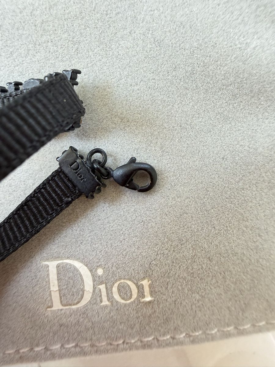 Dior Catenine: Dior Choker schwarz mit Strass  – Usato da Killwangen venduto da was.sharp 5