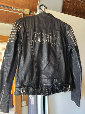 AC/DC Lederjacke mit Nieten von Gipsy 2.0 Grösse M