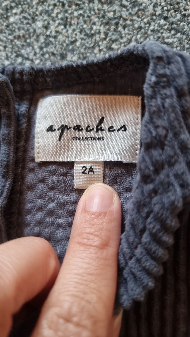 Vestiti & Gonne: Robe apache 2ans – Usato da Les Breuleux venduto da Mily1991 1