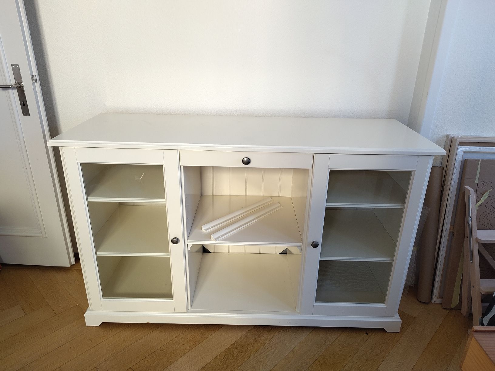 Ikea Büffets: Buffet ikea blanc  – Gebraucht aus Corcelles NE von Melixx