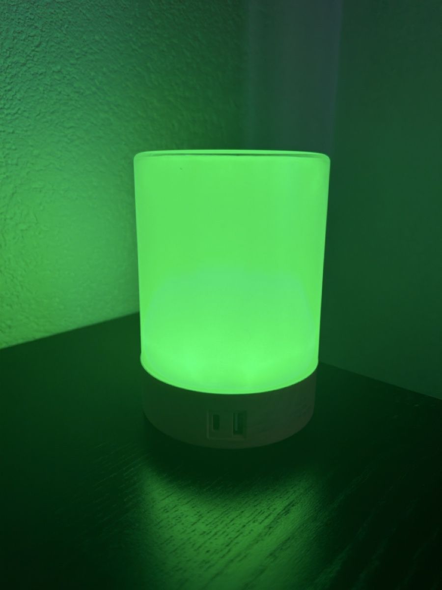 Lampen: LED Tischleuchte mit Farbwechsel und USB Port  – Neu (gemäss Beschreibung) aus Hefenhofen von jbeb 3